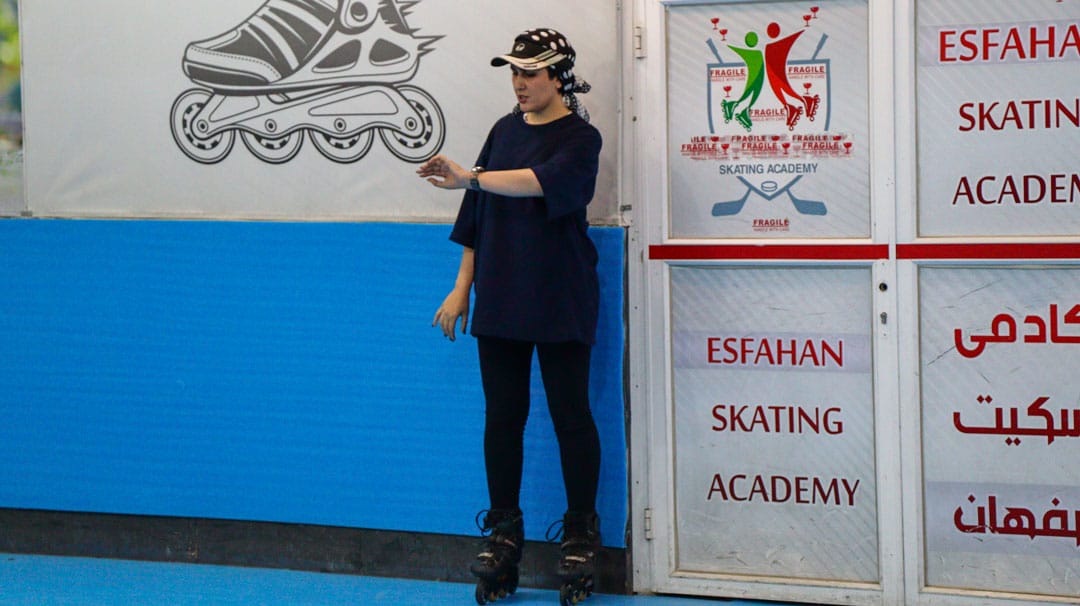 آموزش اسکیت در اصفهان زیر نظر عاطفه فضائلی